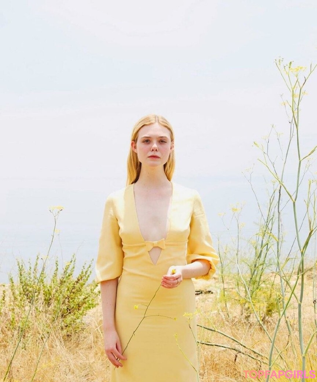 Nacktes geleaktes OnlyFans-Foto von Elle Fanning #1061