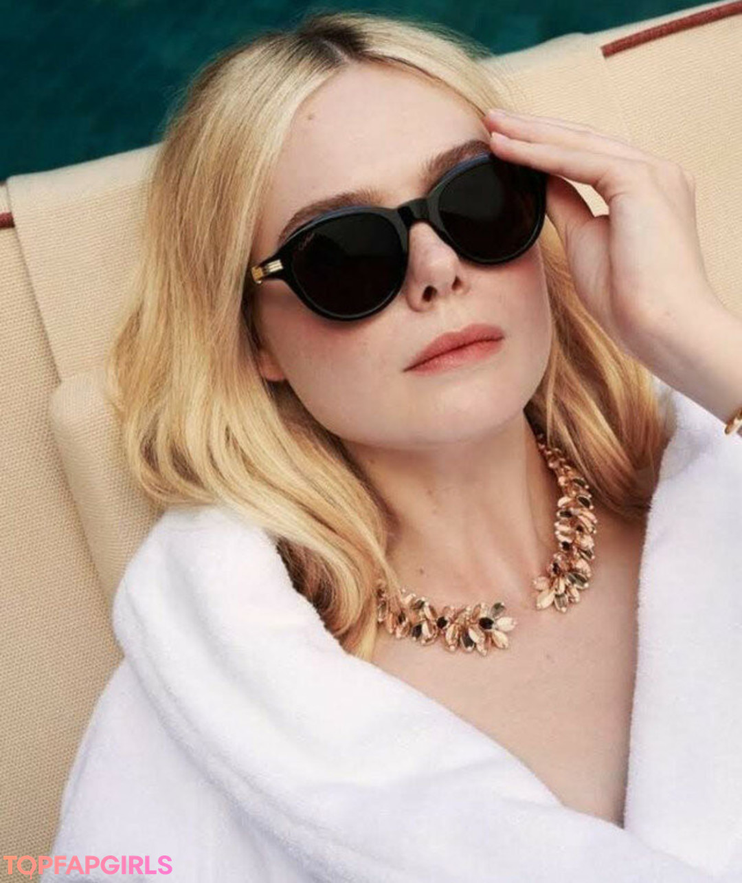 Nacktes geleaktes OnlyFans-Foto von Elle Fanning #1171