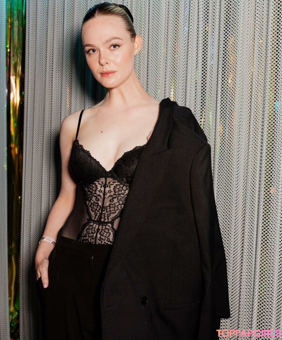 Nacktes geleaktes OnlyFans-Foto von Elle Fanning #1193