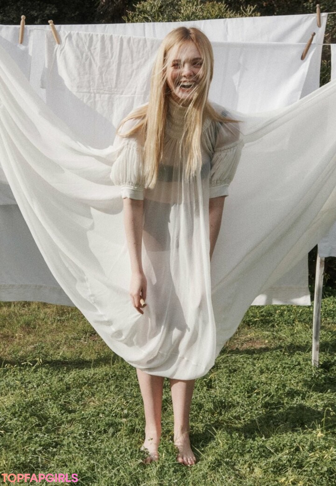 Nacktes geleaktes OnlyFans-Foto von Elle Fanning #1209