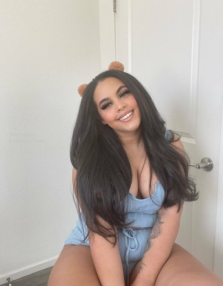 Nacktes geleaktes OnlyFans-Foto von Livinwithloren