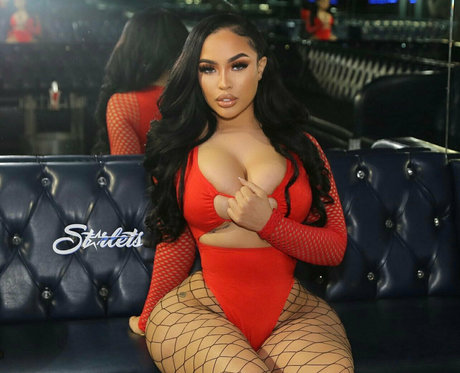 Nacktes geleaktes OnlyFans-Foto von Destinyskye