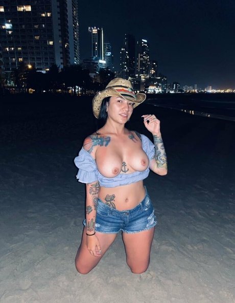 Nacktes geleaktes OnlyFans-Foto von Lolisaenz