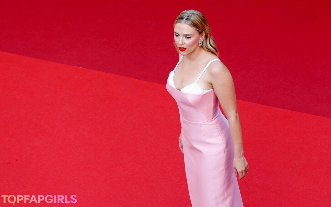 Nacktes geleaktes OnlyFans-Foto von Scarlett Johansson #1144