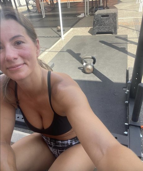 Nacktes geleaktes OnlyFans-Foto von Jen Widerstrom