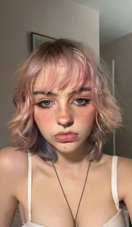 Nacktes geleaktes OnlyFans-Foto von Hadley Nelson