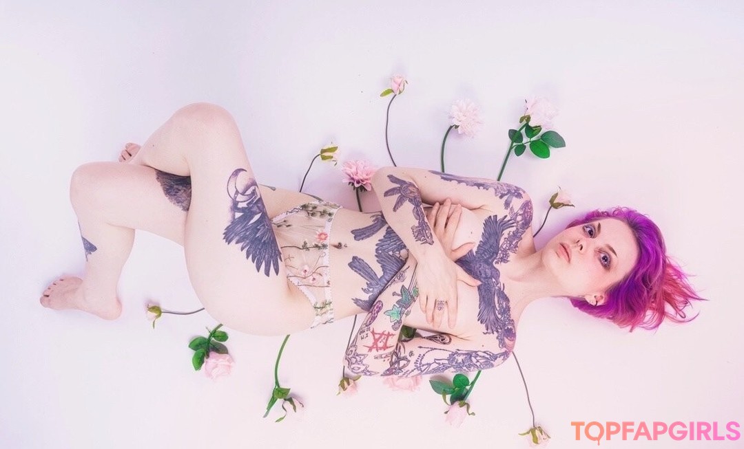 Nacktes geleaktes OnlyFans-Foto von Faerieblossom #1021