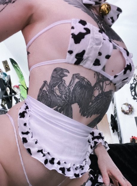 Nacktes geleaktes OnlyFans-Foto von Faerieblossom