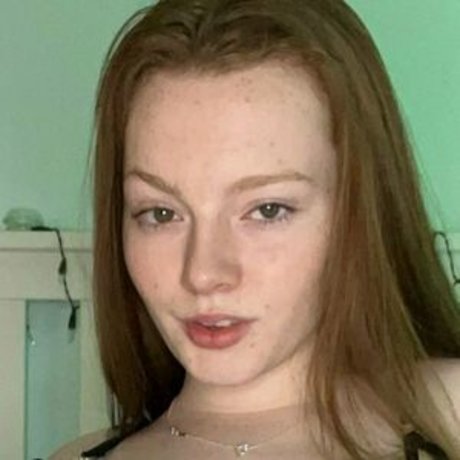 Nacktes geleaktes OnlyFans-Foto von Babylou17x