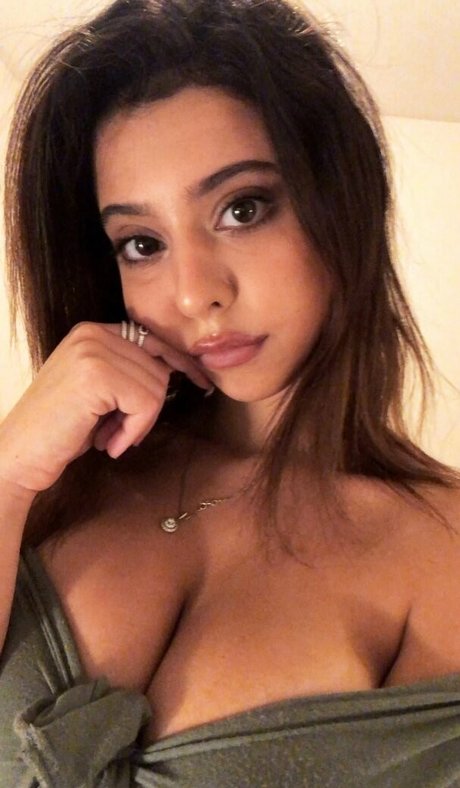 Coral Sharon