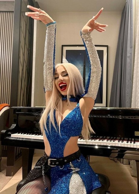 Ava Max