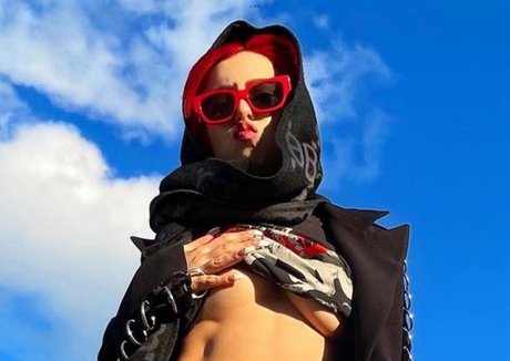 Ava Max