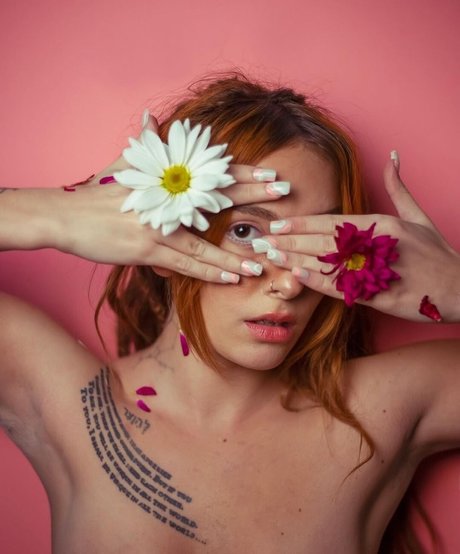 Nacktes geleaktes OnlyFans-Foto von Eliza Grace