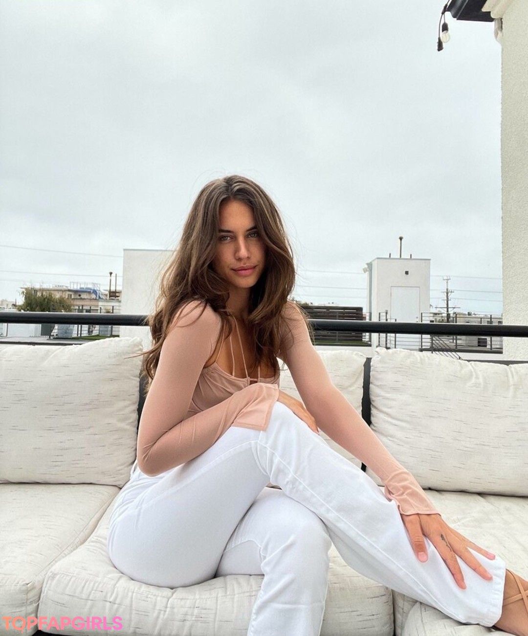 Nacktes geleaktes OnlyFans-Foto von Brit Manuela #1400