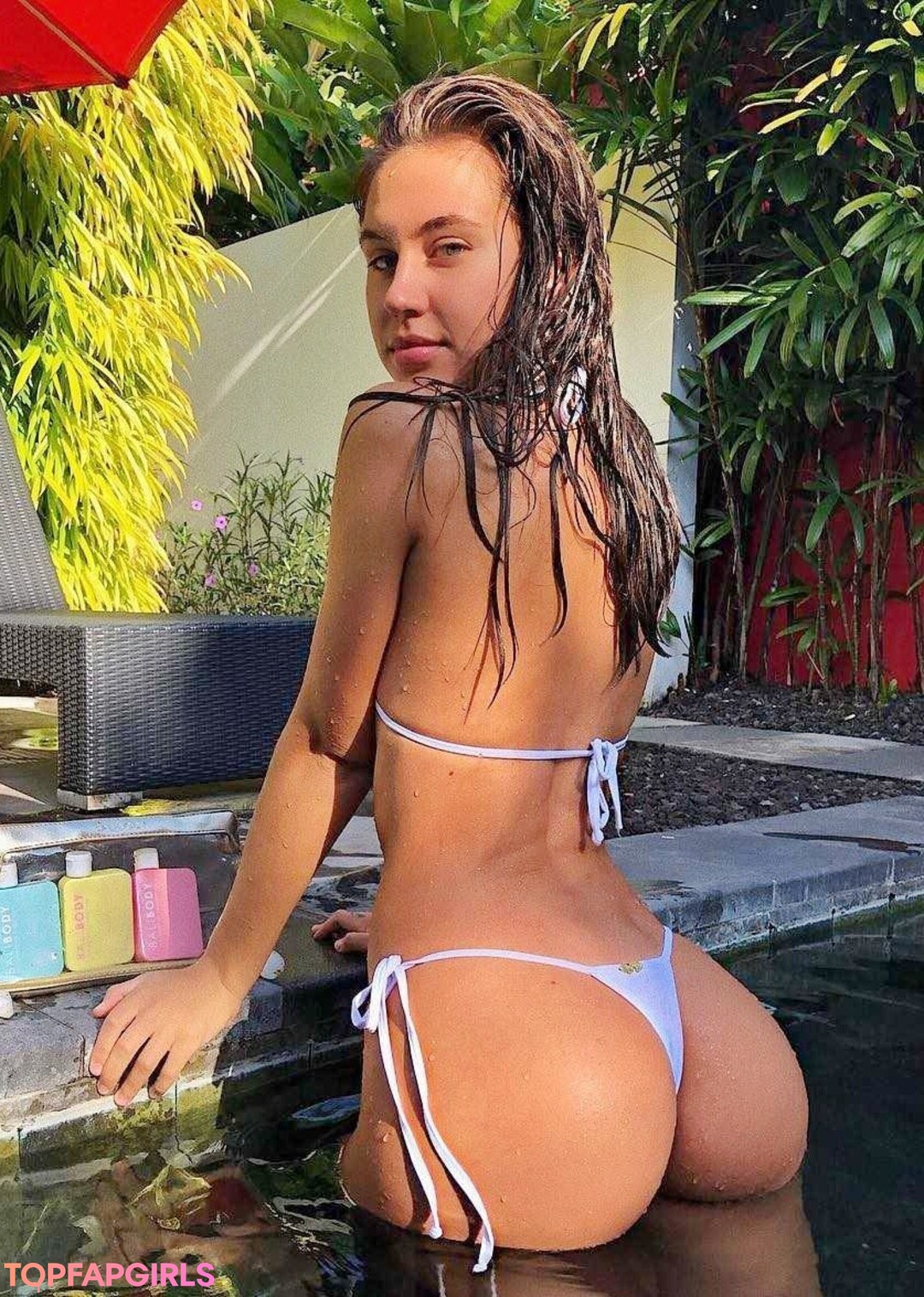 Nacktes geleaktes OnlyFans-Foto von Brit Manuela #1845