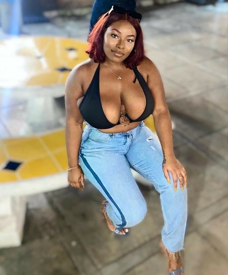 Nacktes geleaktes OnlyFans-Foto von Msolurin