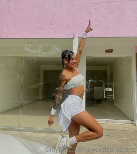 Nacktes geleaktes OnlyFans-Foto von Sweetlaurasaenz