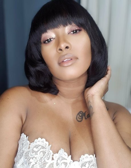 Nacktes geleaktes OnlyFans-Foto von Ilovecaramel
