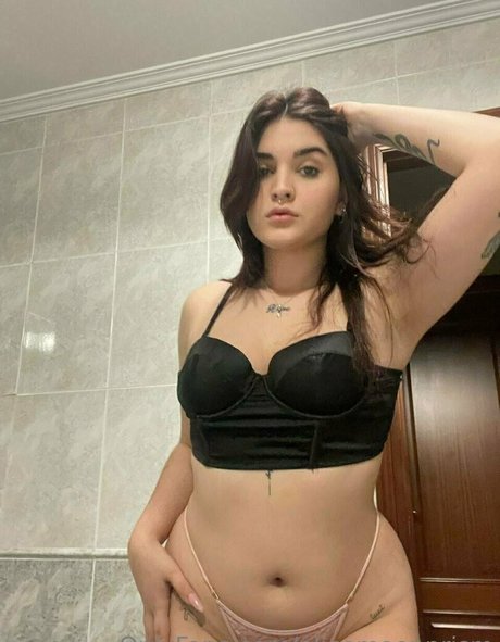 Nacktes geleaktes OnlyFans-Foto von Alicemoonprism