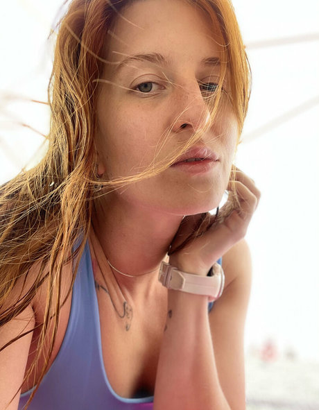 Nacktes geleaktes OnlyFans-Foto von Sleepybeautyasmrfree