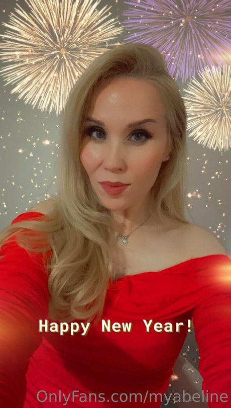 Nacktes geleaktes OnlyFans-Foto von Myabeline