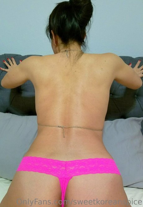 Nacktes geleaktes OnlyFans-Foto von Sweetkoreanspice
