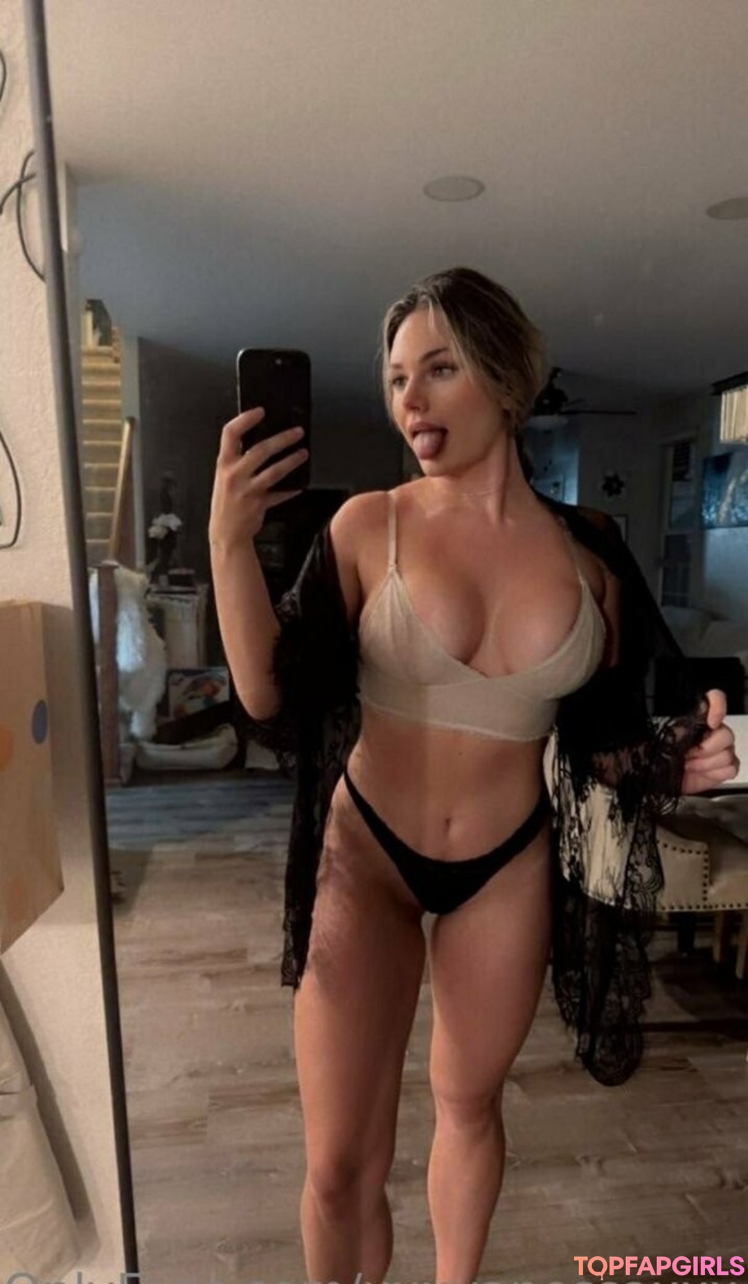 Nacktes geleaktes OnlyFans-Foto von Xxxvanessaxxx #1011