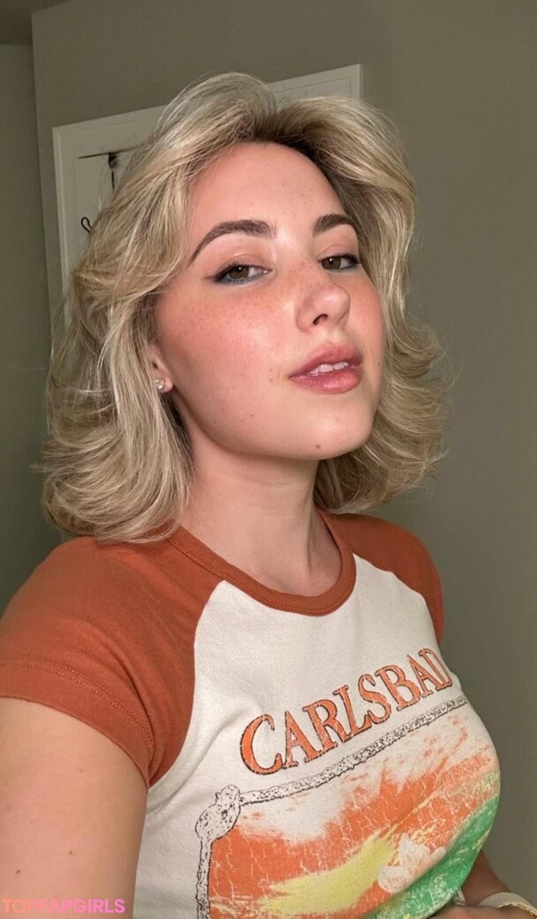 Nacktes geleaktes OnlyFans-Foto von Pineapplebrat #1259