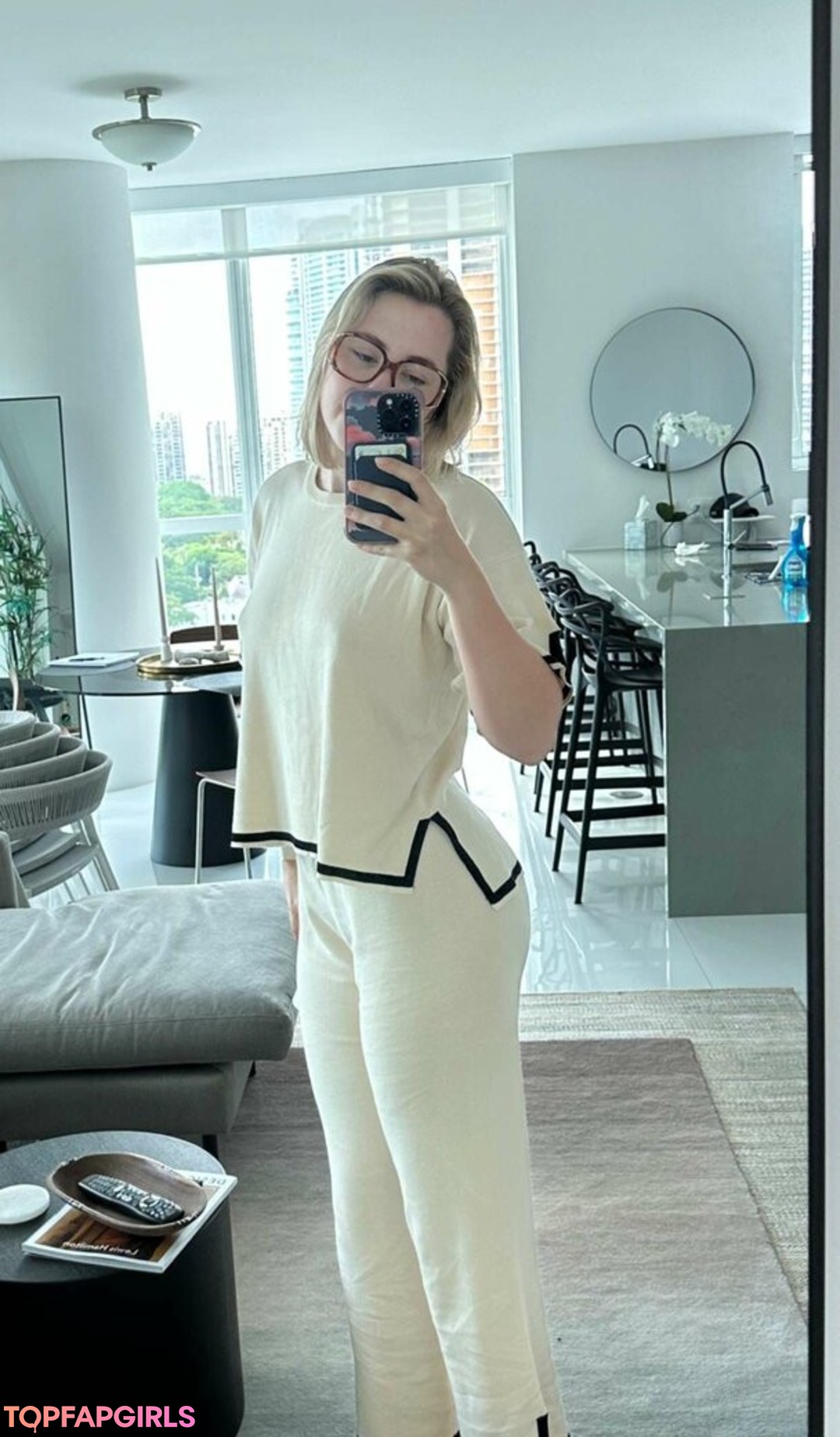 Nacktes geleaktes OnlyFans-Foto von Pineapplebrat #1322