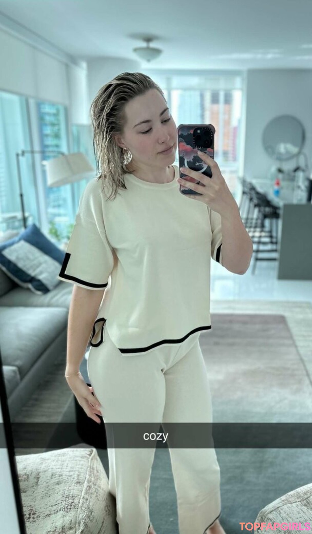 Nacktes geleaktes OnlyFans-Foto von Pineapplebrat #1326