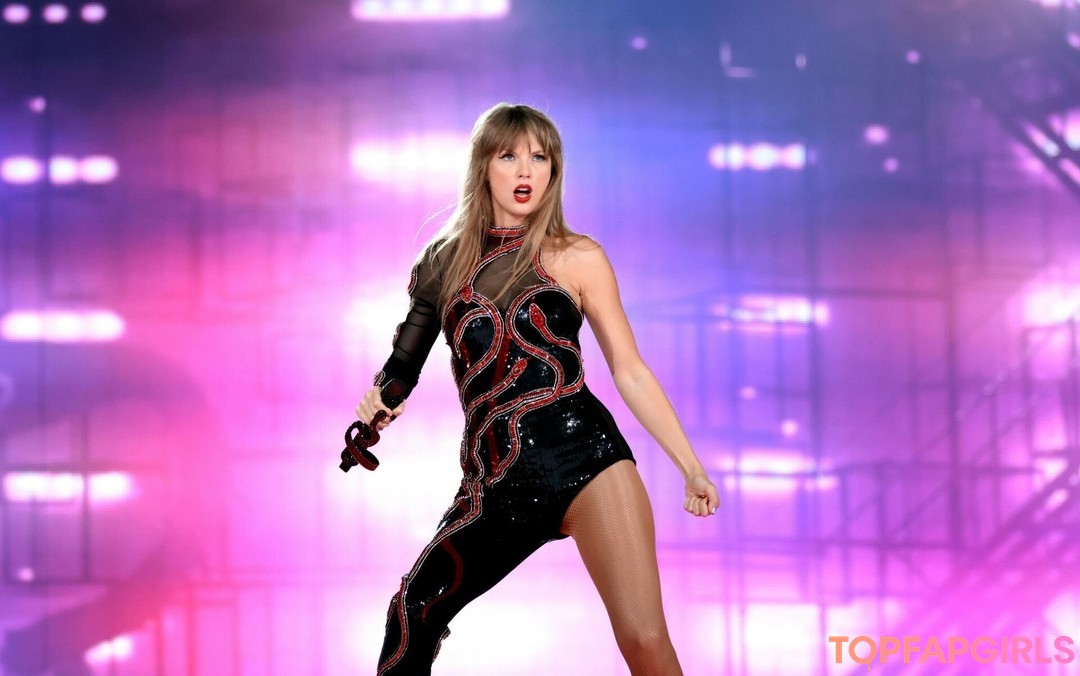Nacktes geleaktes OnlyFans-Foto von Taylor Swift #1072