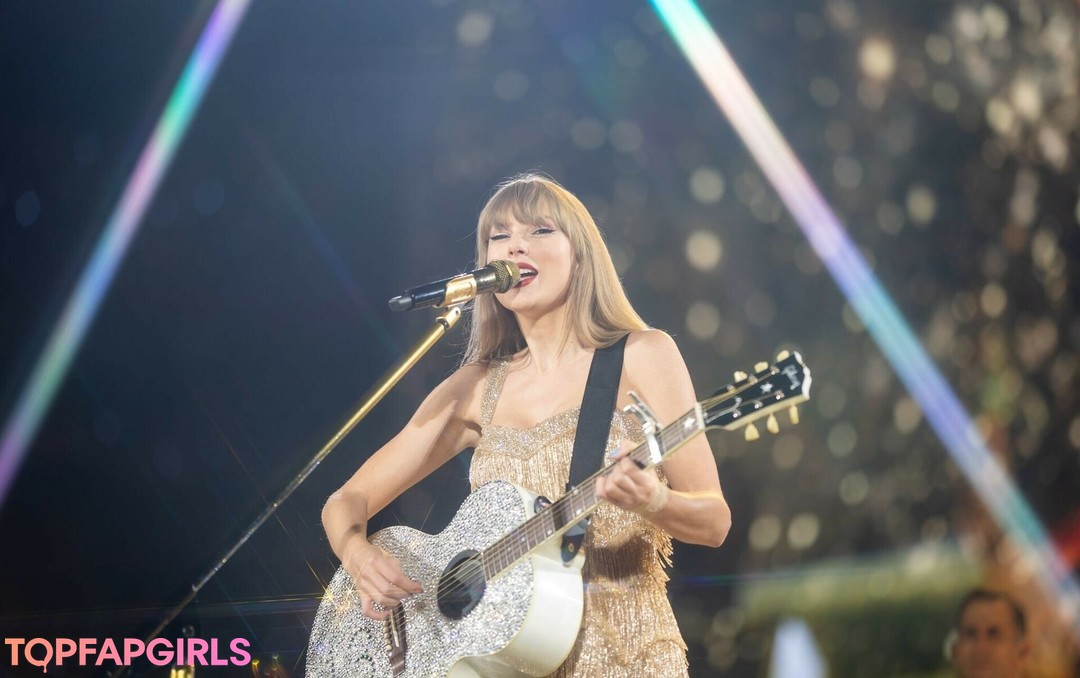 Nacktes geleaktes OnlyFans-Foto von Taylor Swift #1397