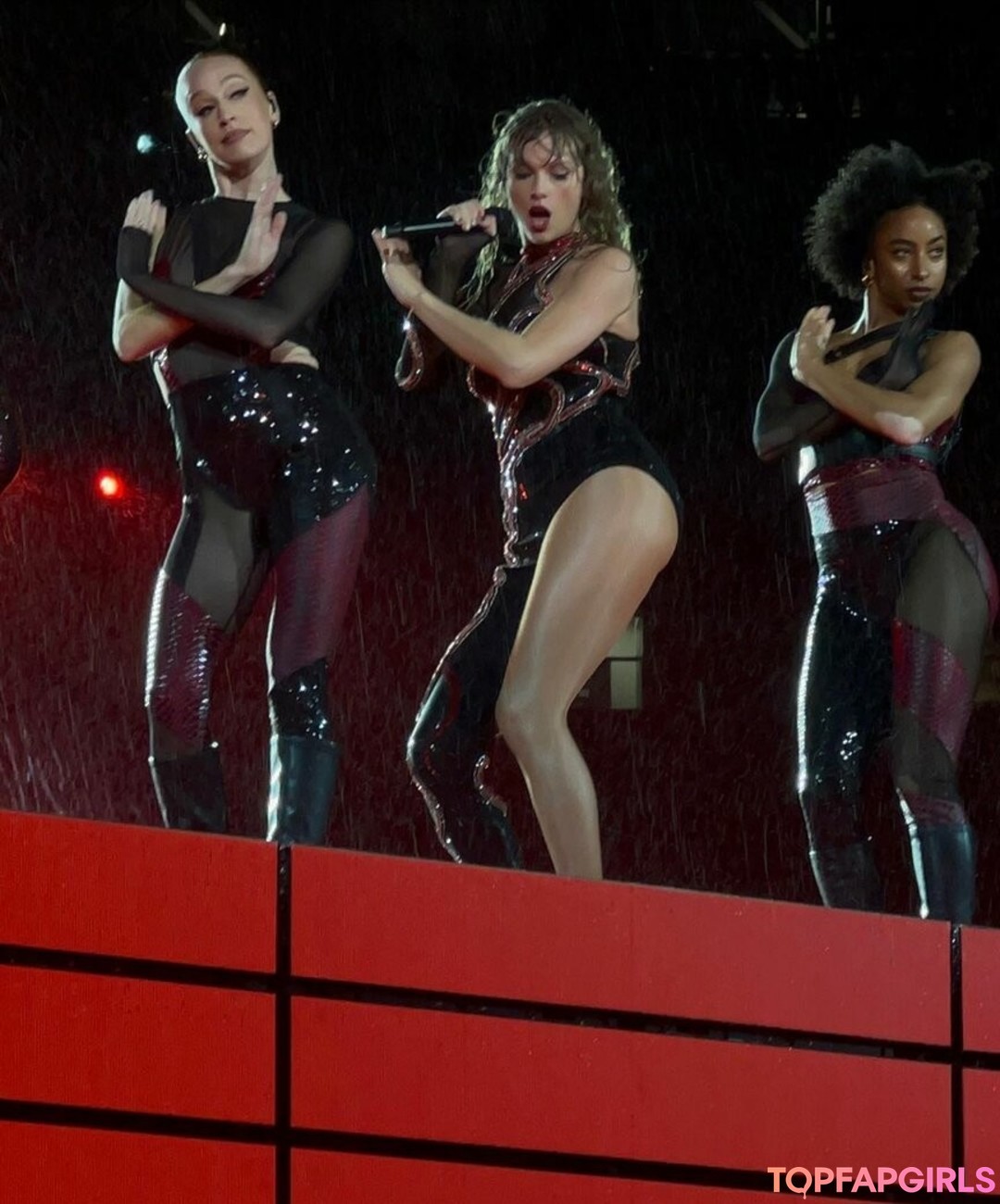 Nacktes geleaktes OnlyFans-Foto von Taylor Swift #1561