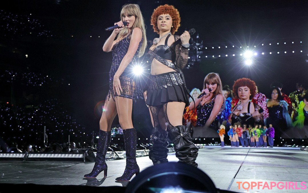 Nacktes geleaktes OnlyFans-Foto von Taylor Swift #1650