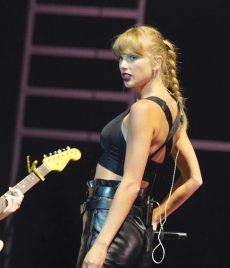 Nacktes geleaktes OnlyFans-Foto von Taylor Swift