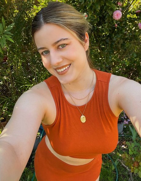 Nacktes geleaktes OnlyFans-Foto von Emminemina
