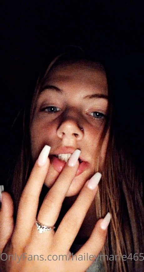 Nacktes geleaktes OnlyFans-Foto von Haileymarie4657