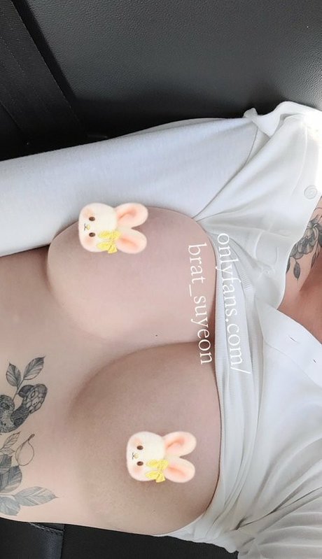 Nacktes geleaktes OnlyFans-Foto von Bratsuyeon