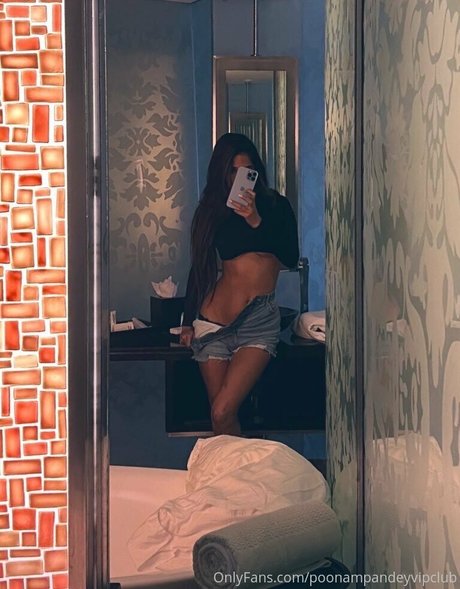 Poonampandeytv