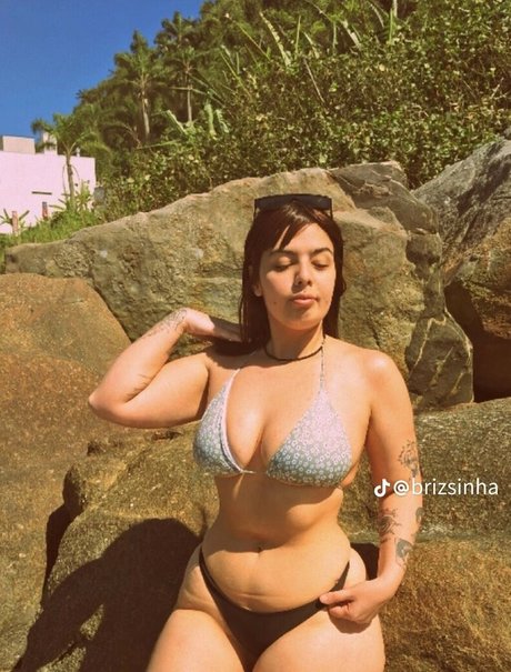 Nacktes geleaktes OnlyFans-Foto von Brizsinha