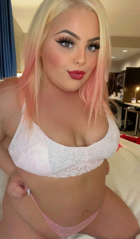Nacktes geleaktes OnlyFans-Foto von Creamykatexo