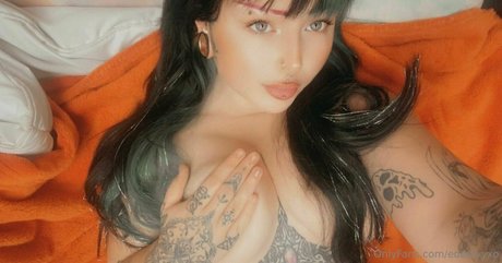 Nacktes geleaktes OnlyFans-Foto von Edenivyxo