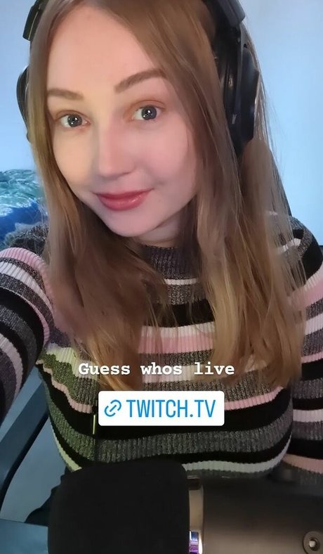 Nacktes geleaktes OnlyFans-Foto von Lauraa
