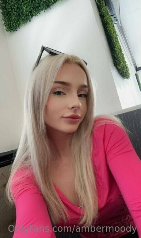 Nacktes geleaktes OnlyFans-Foto von Ambermooody