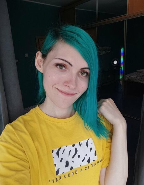 Alice Redfox