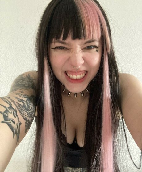 Nacktes geleaktes OnlyFans-Foto von Anna Dreamy Asmr