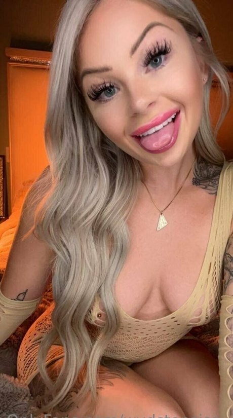 Nacktes geleaktes OnlyFans-Foto von Wydstepsissy