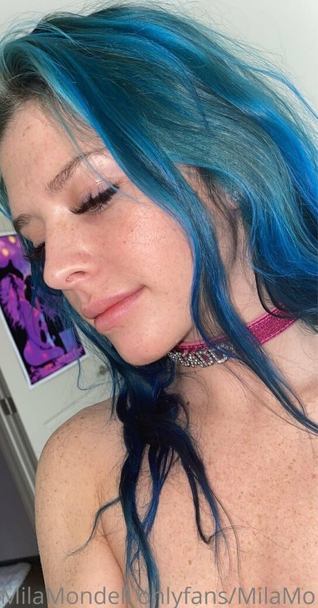 Nacktes geleaktes OnlyFans-Foto von Milamondell