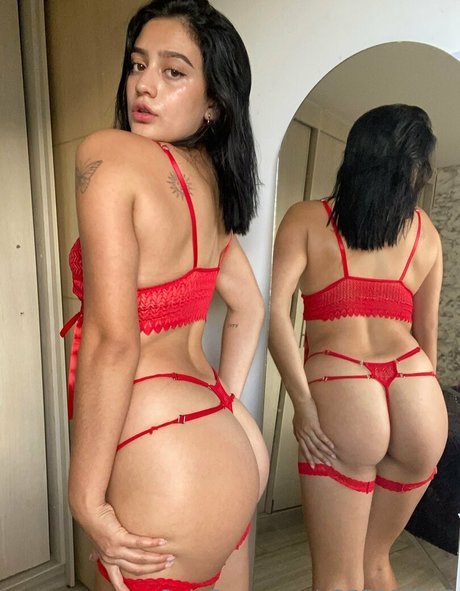 Nacktes geleaktes OnlyFans-Foto von Karinafernandez