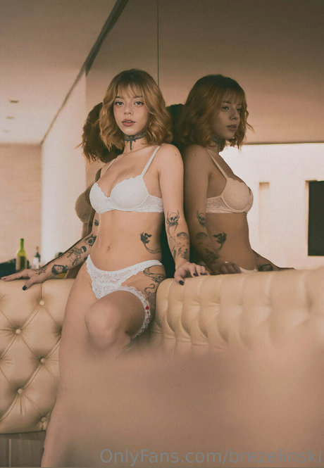 Nacktes geleaktes OnlyFans-Foto von Brezelinski